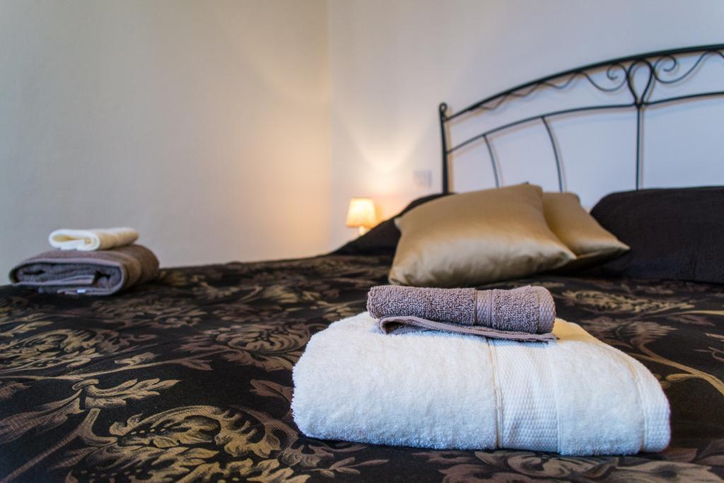 Appartamento Palazzo Sadun Pitigliano Bagian luar foto