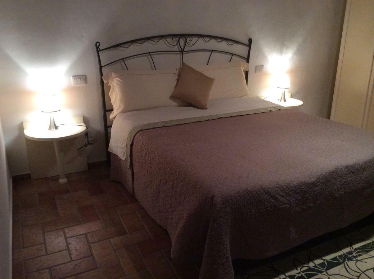 Appartamento Palazzo Sadun Pitigliano Bagian luar foto